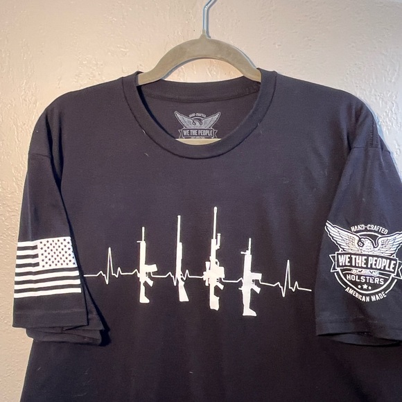 Black and White Short Sleeve Tee with Graphic Design XL USA - Picture 3 of 7